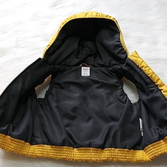 Gymboree Yellow Bear Hooded Puffer Vest - Picture 9 of 11